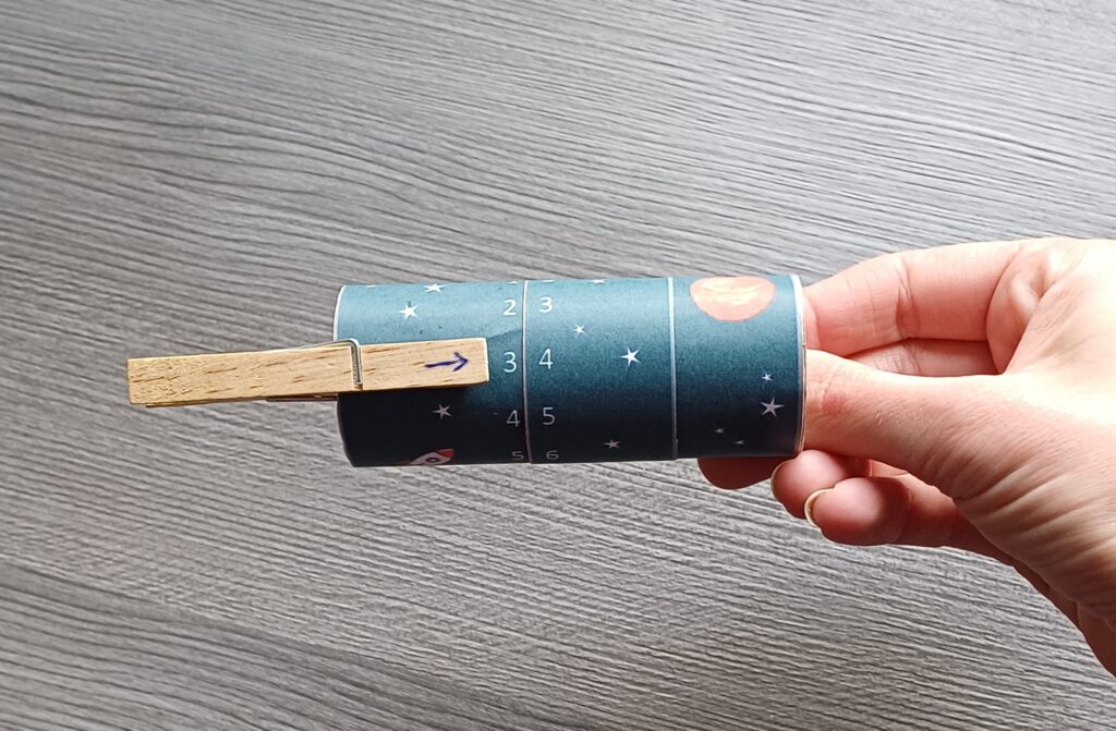 Getallen tot 100 worden vaak omgedraaid. Hulp bij het rekenen en oefenen met getallen tot 100.