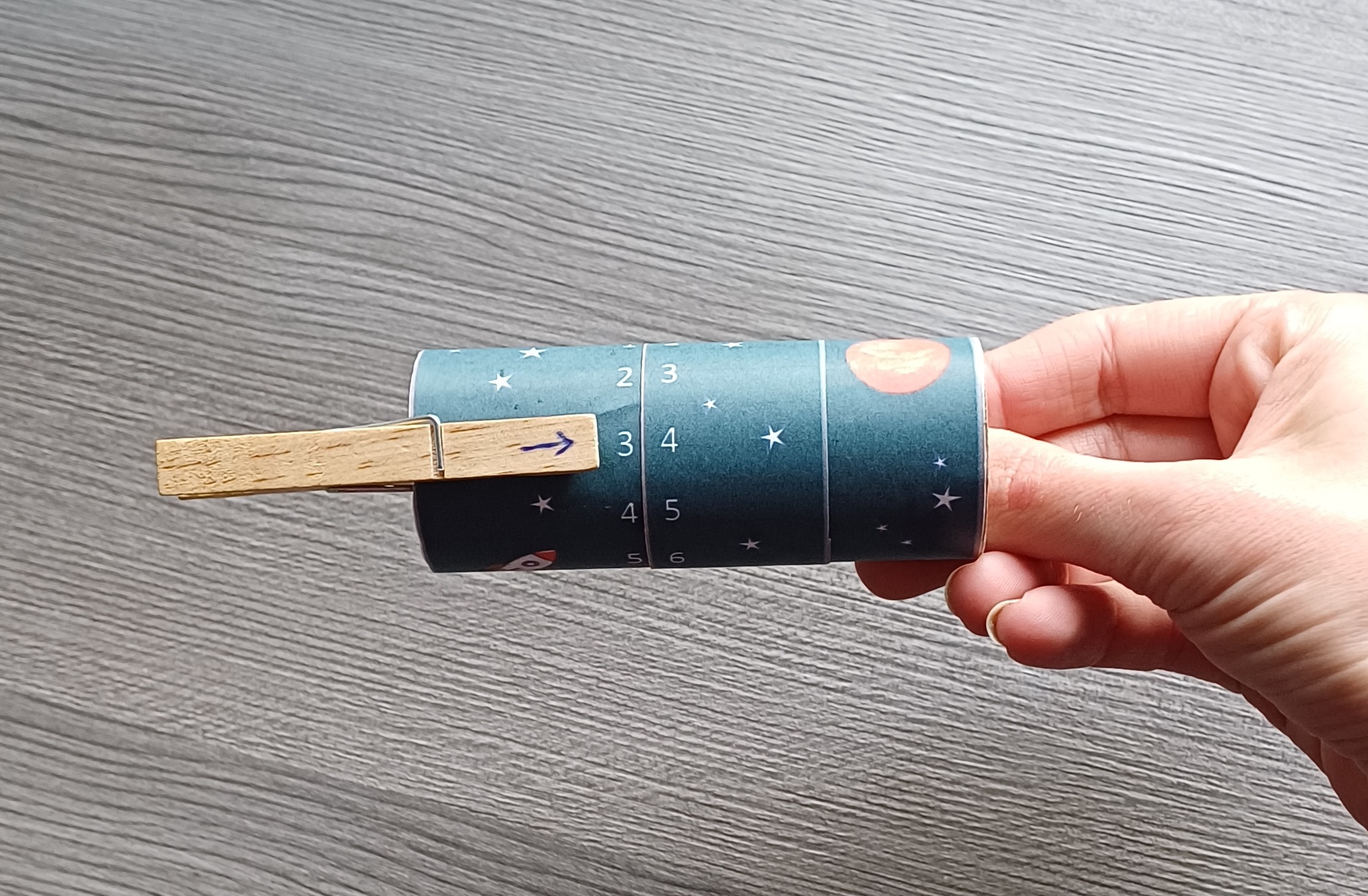 Getallen tot 100 worden vaak omgedraaid. Hulp bij het rekenen en oefenen met getallen tot 100.